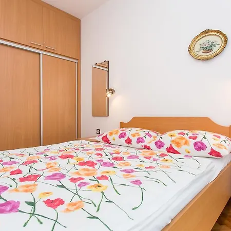 Apartments Lucija Baska  Exterior photo