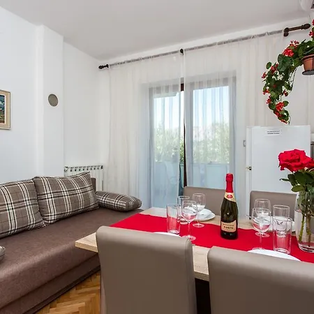 Apartments Lucija Baska  Exterior photo